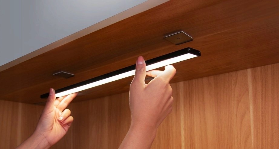 Yeelight 40 cm belaidė LED spintelės lemputė su judesio jutikliu – vaizdas 4